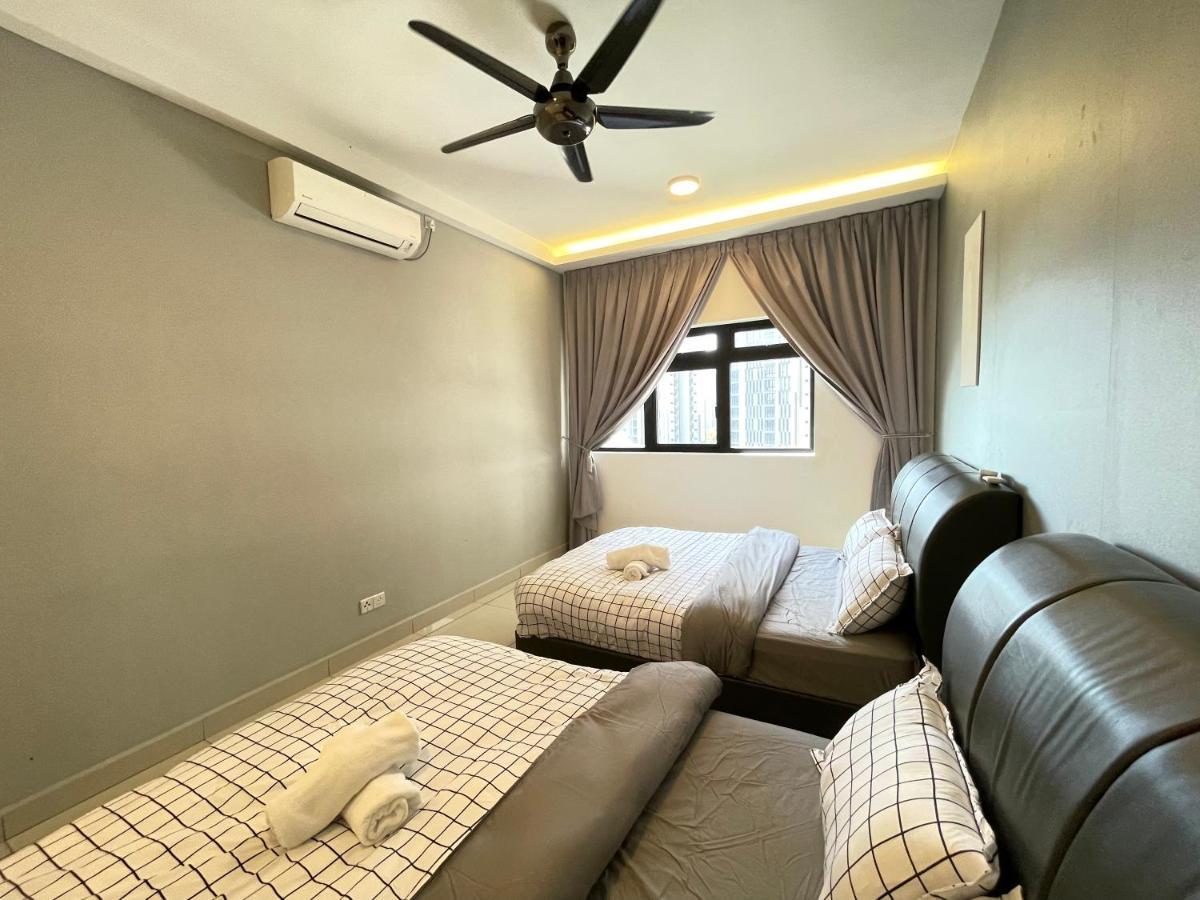 Meridin Medini By Wp Homestay Nusajaya  Exterior photo