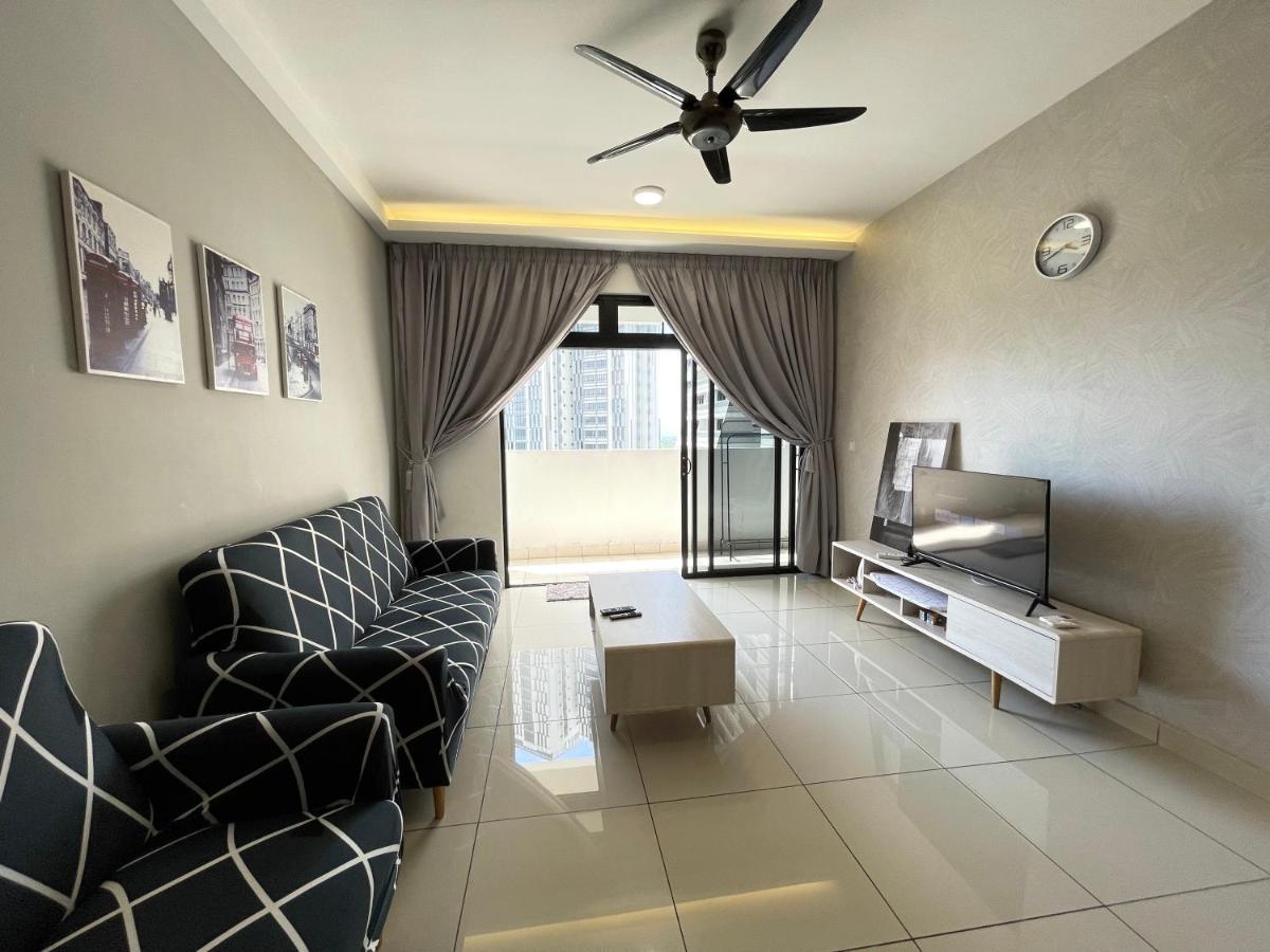 Meridin Medini By Wp Homestay Nusajaya  Exterior photo