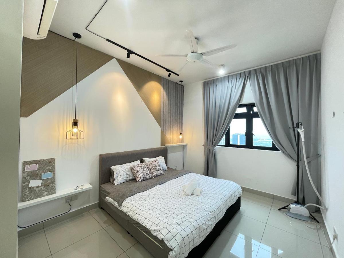 Meridin Medini By Wp Homestay Nusajaya  Exterior photo