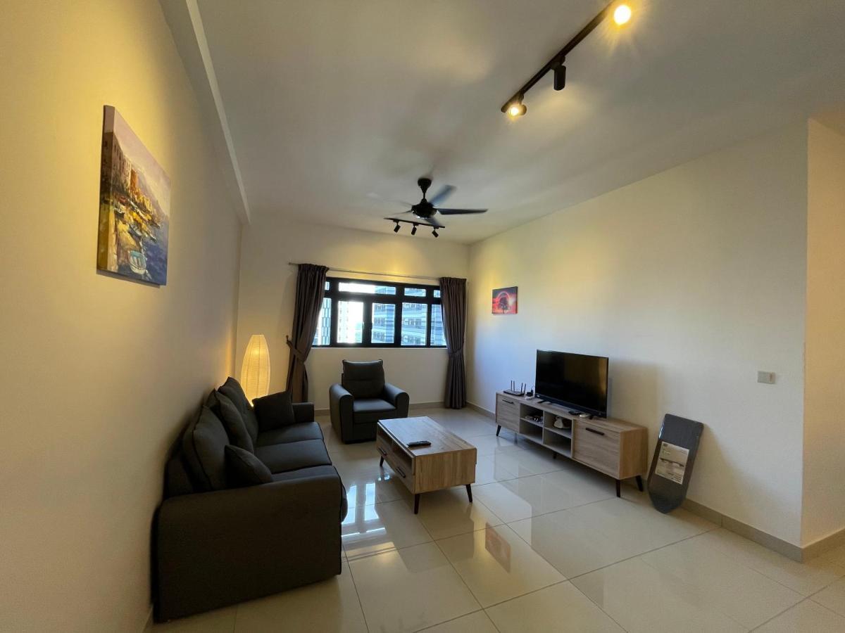 Meridin Medini By Wp Homestay Nusajaya  Exterior photo